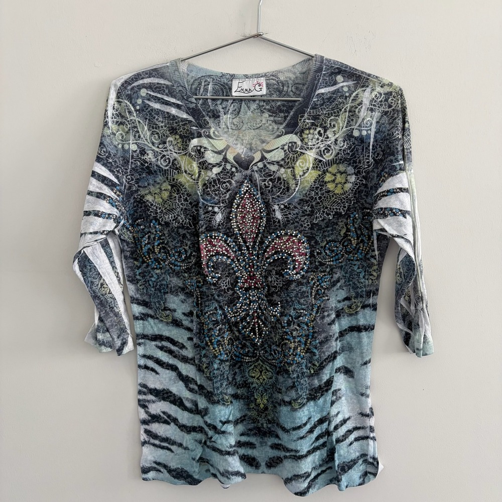 Emma G Womens Fleur De Lis Rhinestone Graphic Top Blue Tiger Stripe V-Neck